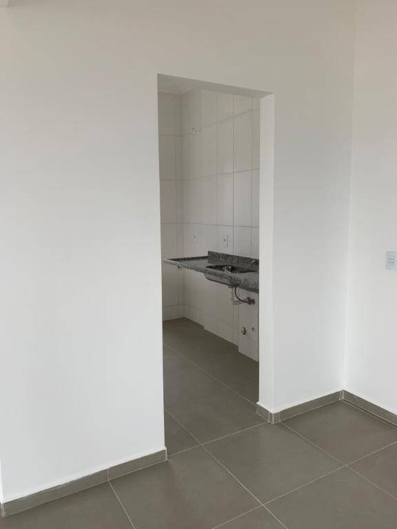 Apartamento à venda com 2 quartos, 74m² - Foto 6