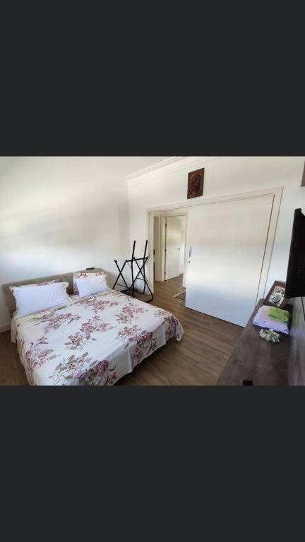 Sobrado à venda com 3 quartos, 246m² - Foto 6