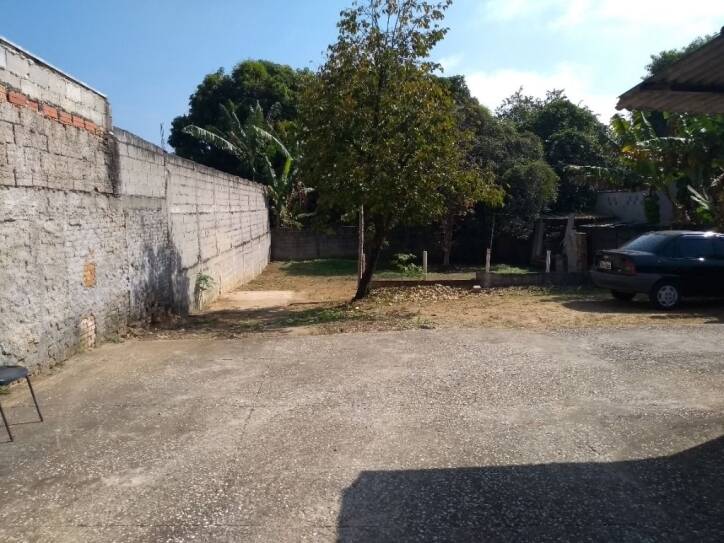 Casa à venda com 3 quartos, 200m² - Foto 4