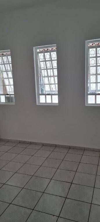 Casa à venda com 2 quartos, 104m² - Foto 4