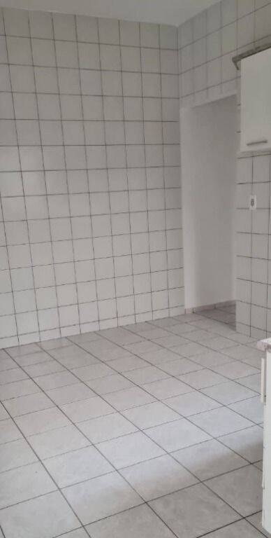 Casa à venda com 2 quartos, 104m² - Foto 8