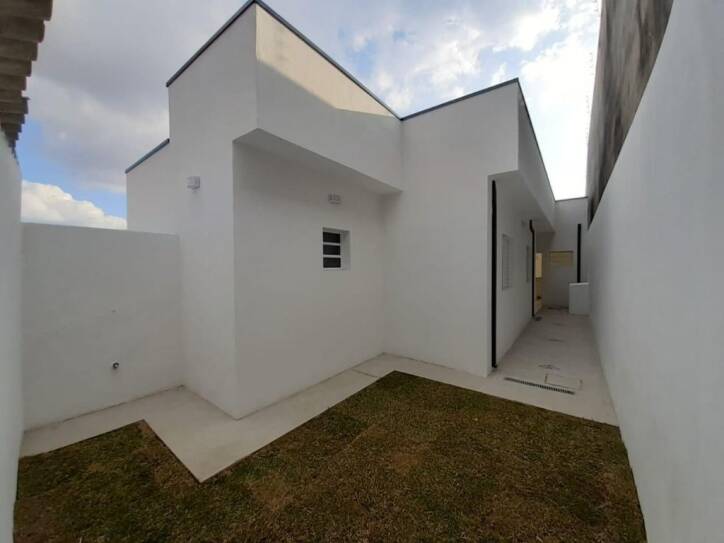 Casa à venda com 2 quartos, 67m² - Foto 10