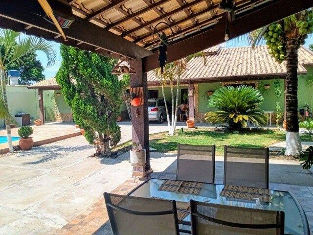 Chácara à venda com 2 quartos, 900m² - Foto 1