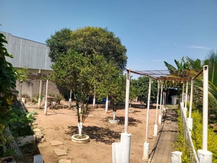 Chácara à venda com 2 quartos, 900m² - Foto 8