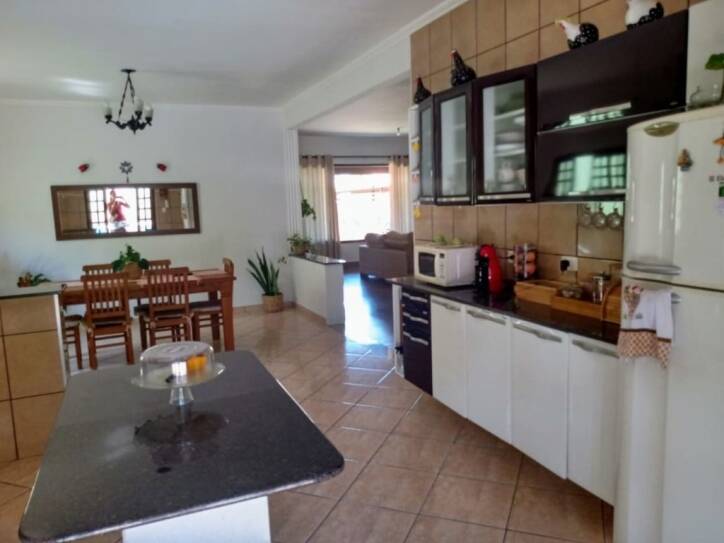 Chácara à venda com 2 quartos, 900m² - Foto 16