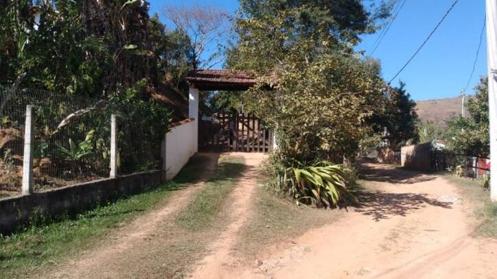 Chácara à venda com 2 quartos, 6000m² - Foto 1