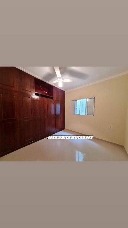 Casa à venda com 2 quartos, 193m² - Foto 8