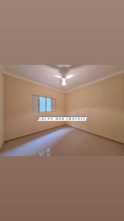 Casa à venda com 2 quartos, 193m² - Foto 9