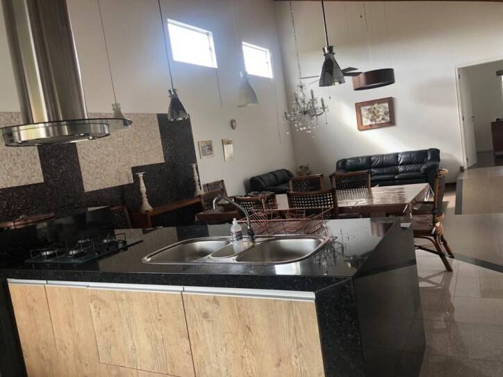 Chácara à venda com 3 quartos, 200m² - Foto 12