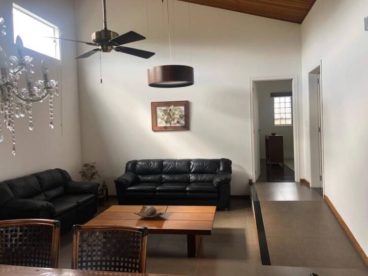 Chácara à venda com 3 quartos, 200m² - Foto 16