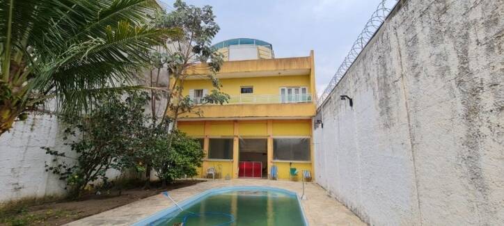 Sobrado à venda com 3 quartos, 600m² - Foto 3