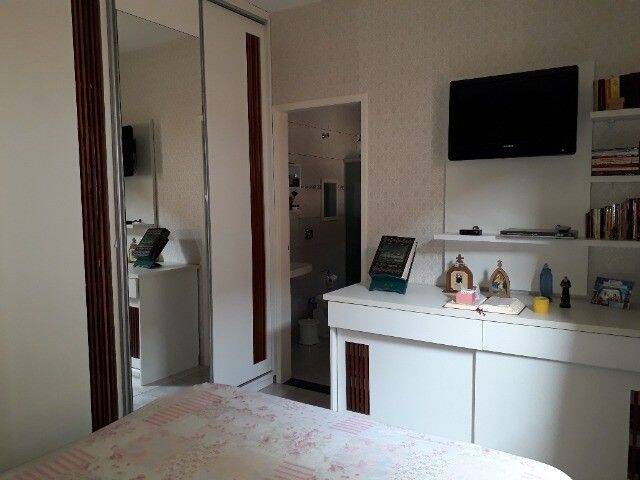 Casa à venda com 2 quartos, 104m² - Foto 7