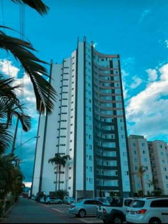 Apartamento à venda com 3 quartos, 77m² - Foto 2
