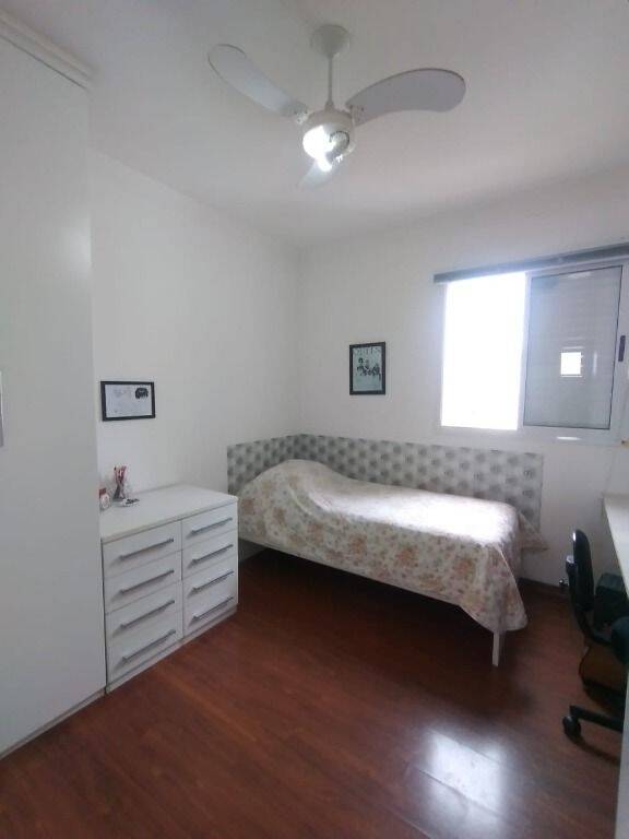Apartamento à venda com 3 quartos, 77m² - Foto 10