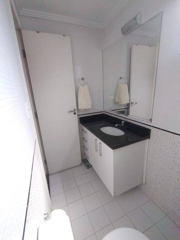 Apartamento à venda com 3 quartos, 77m² - Foto 17