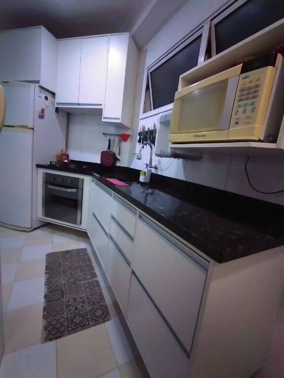 Apartamento à venda com 3 quartos, 77m² - Foto 19