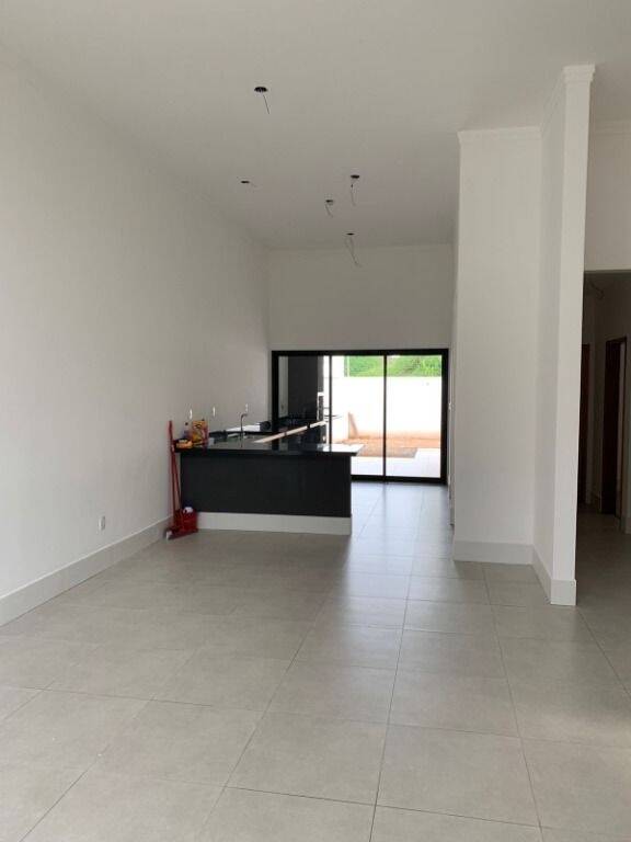 Casa à venda com 3 quartos, 151m² - Foto 6