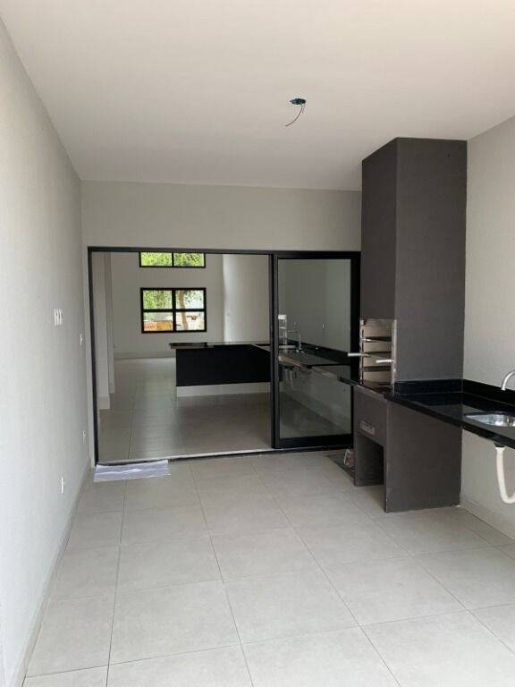 Casa à venda com 3 quartos, 151m² - Foto 8