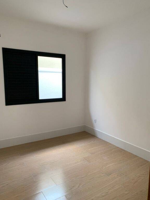Casa à venda com 3 quartos, 151m² - Foto 9