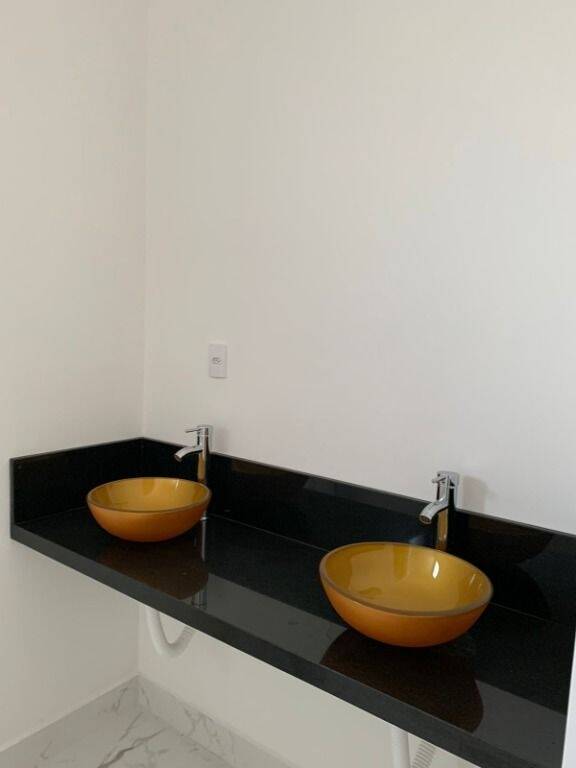 Casa à venda com 3 quartos, 151m² - Foto 14