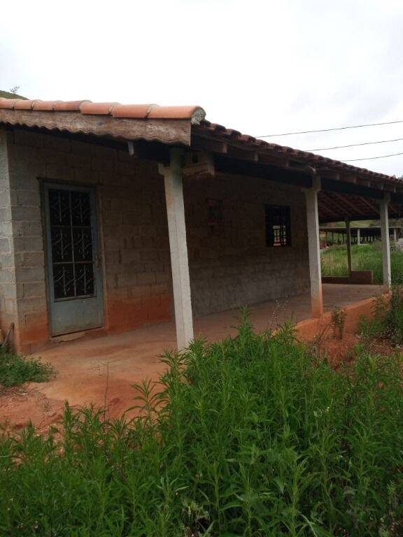 Sítio à venda com 2 quartos, 302500m² - Foto 2