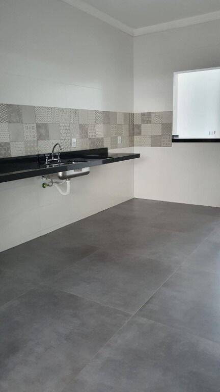 Casa à venda com 3 quartos, 175m² - Foto 8