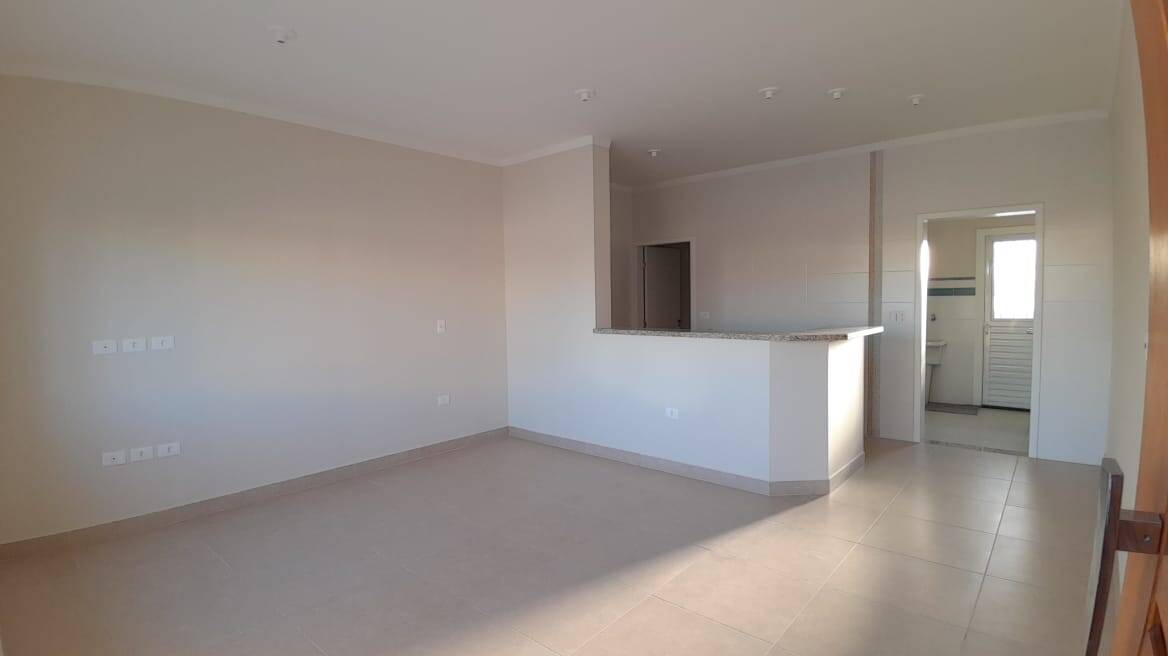 Casa à venda com 2 quartos, 90m² - Foto 2