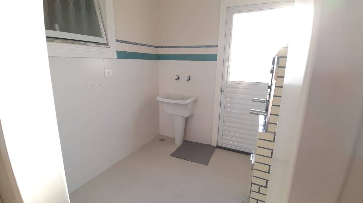 Casa à venda com 2 quartos, 90m² - Foto 10