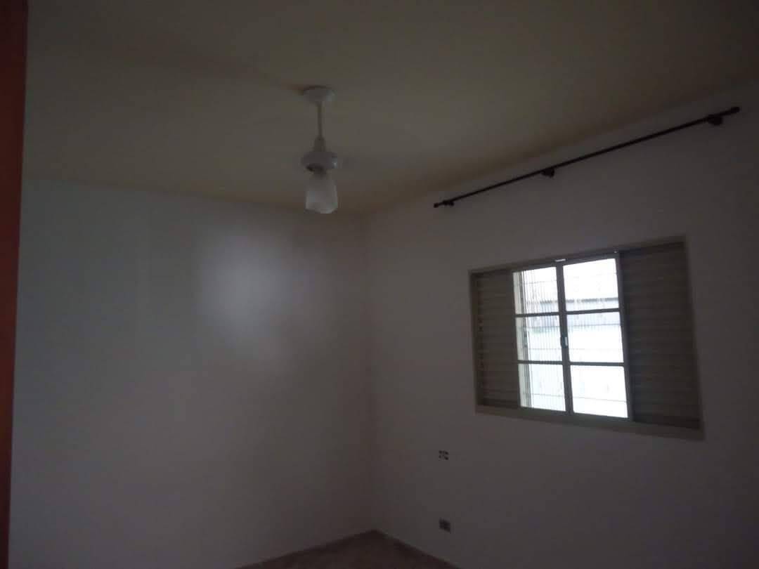 Casa à venda com 2 quartos, 117m² - Foto 12