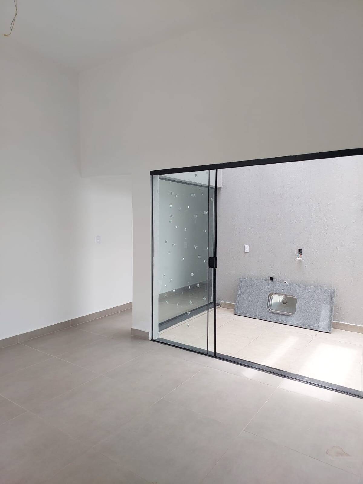 Casa à venda com 2 quartos, 64m² - Foto 5