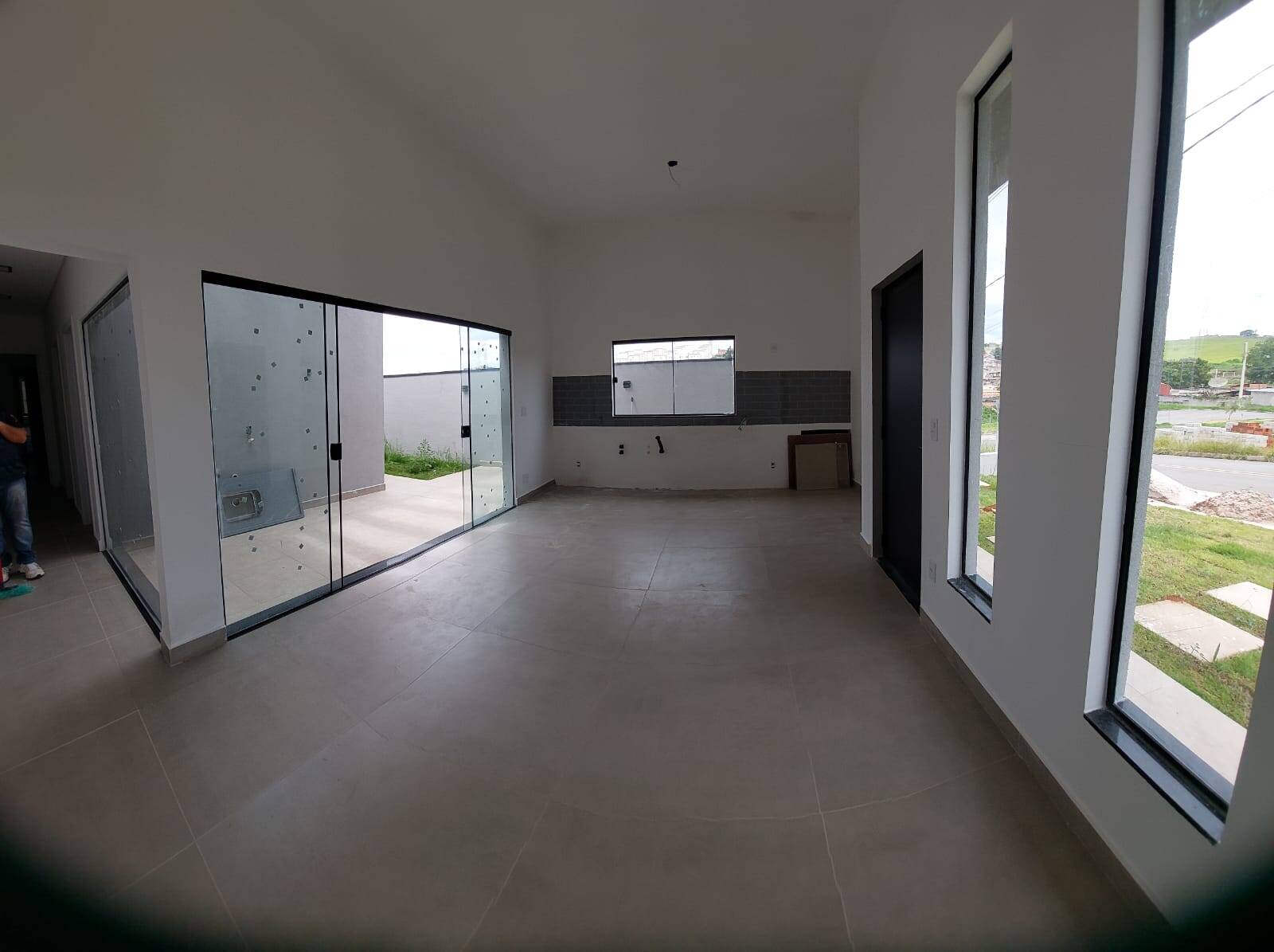 Casa à venda com 2 quartos, 64m² - Foto 3