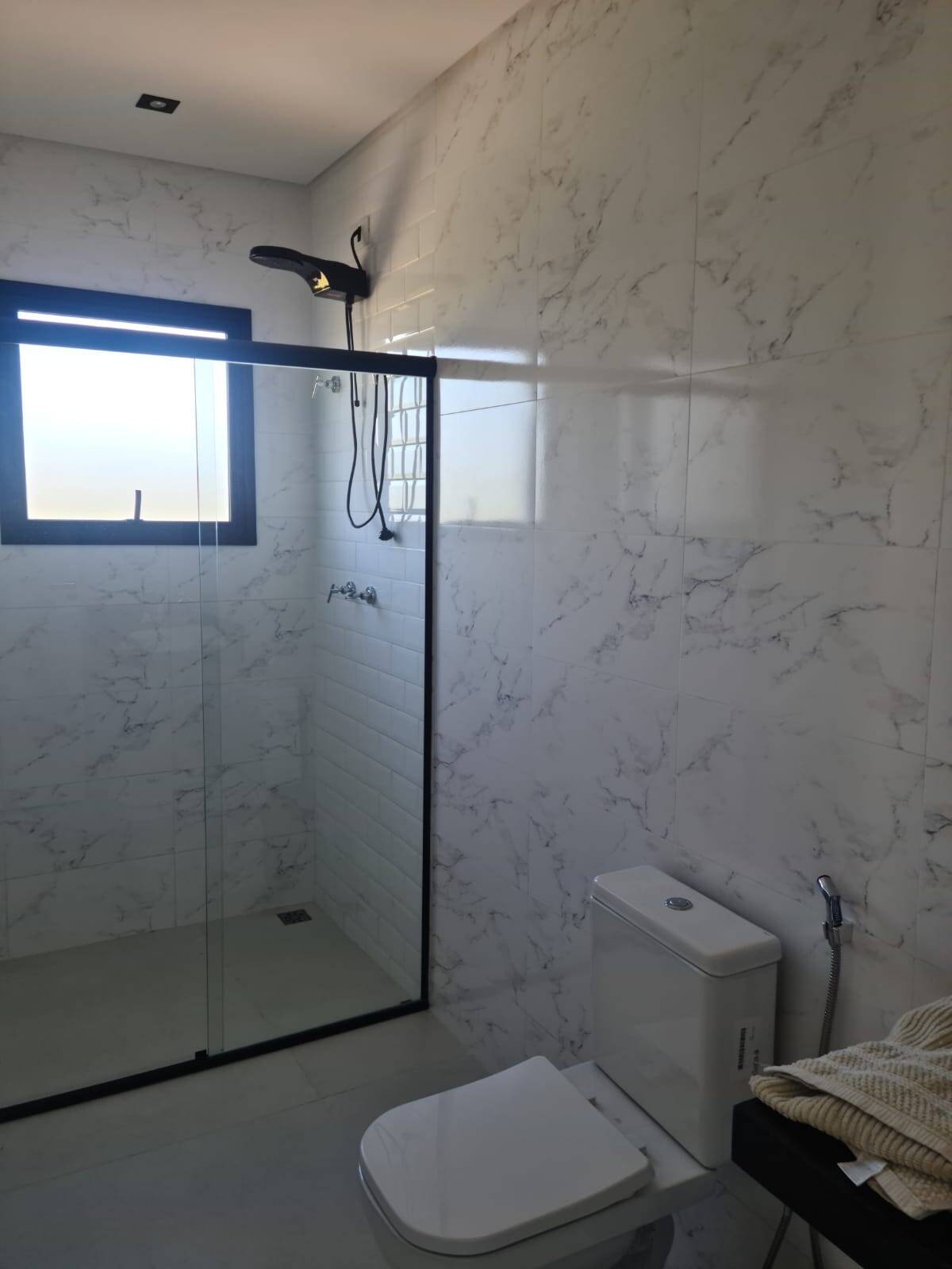 Casa à venda com 3 quartos, 240m² - Foto 12