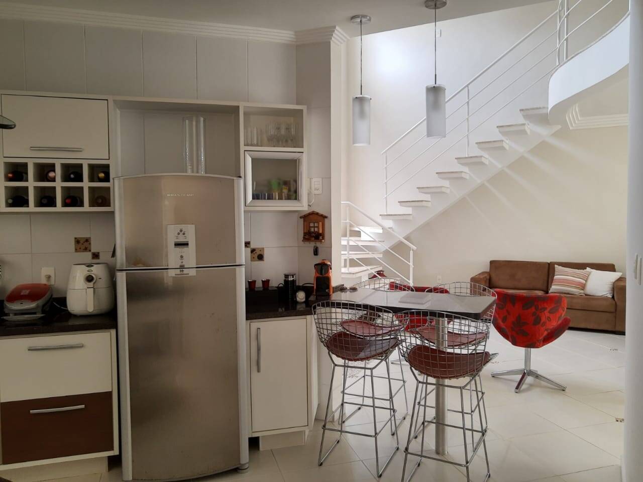 Casa à venda com 3 quartos, 237m² - Foto 9
