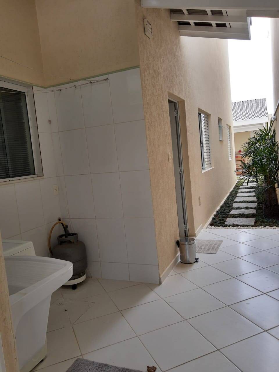 Casa à venda com 3 quartos, 237m² - Foto 19