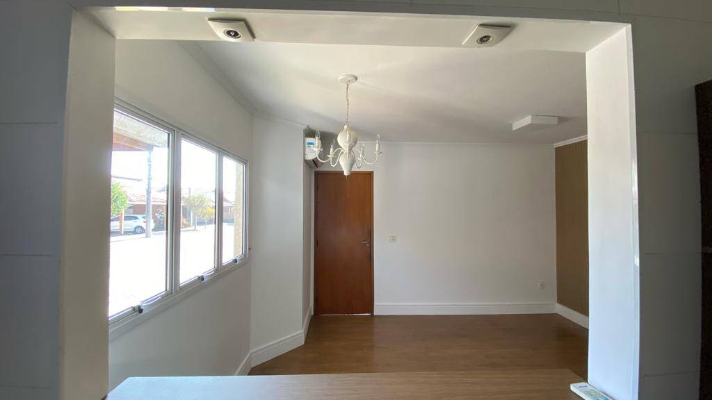 Casa à venda com 3 quartos, 156m² - Foto 9