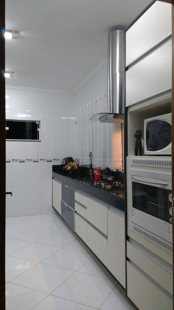 Casa à venda com 3 quartos, 160m² - Foto 10