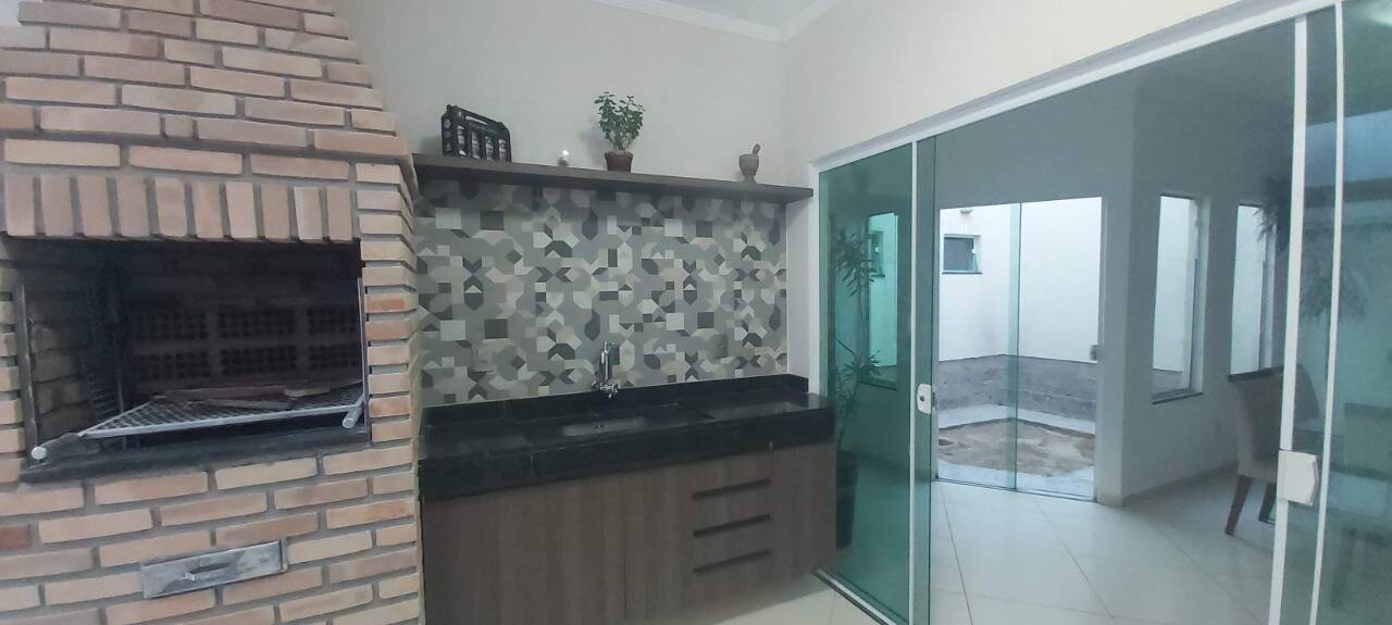 Casa à venda com 3 quartos, 160m² - Foto 17