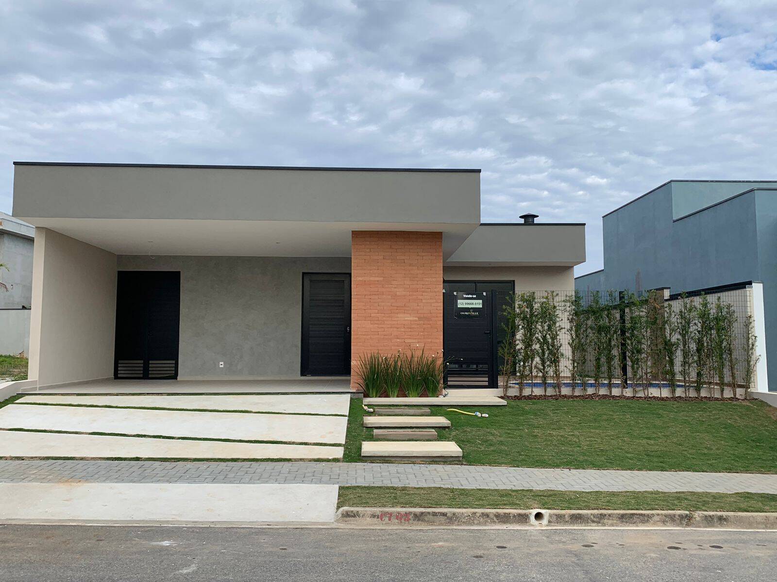 Casa, 3 quartos, 178 m² - Foto 1