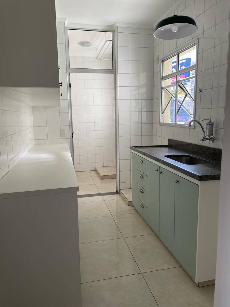 Apartamento para alugar com 3 quartos, 75m² - Foto 15