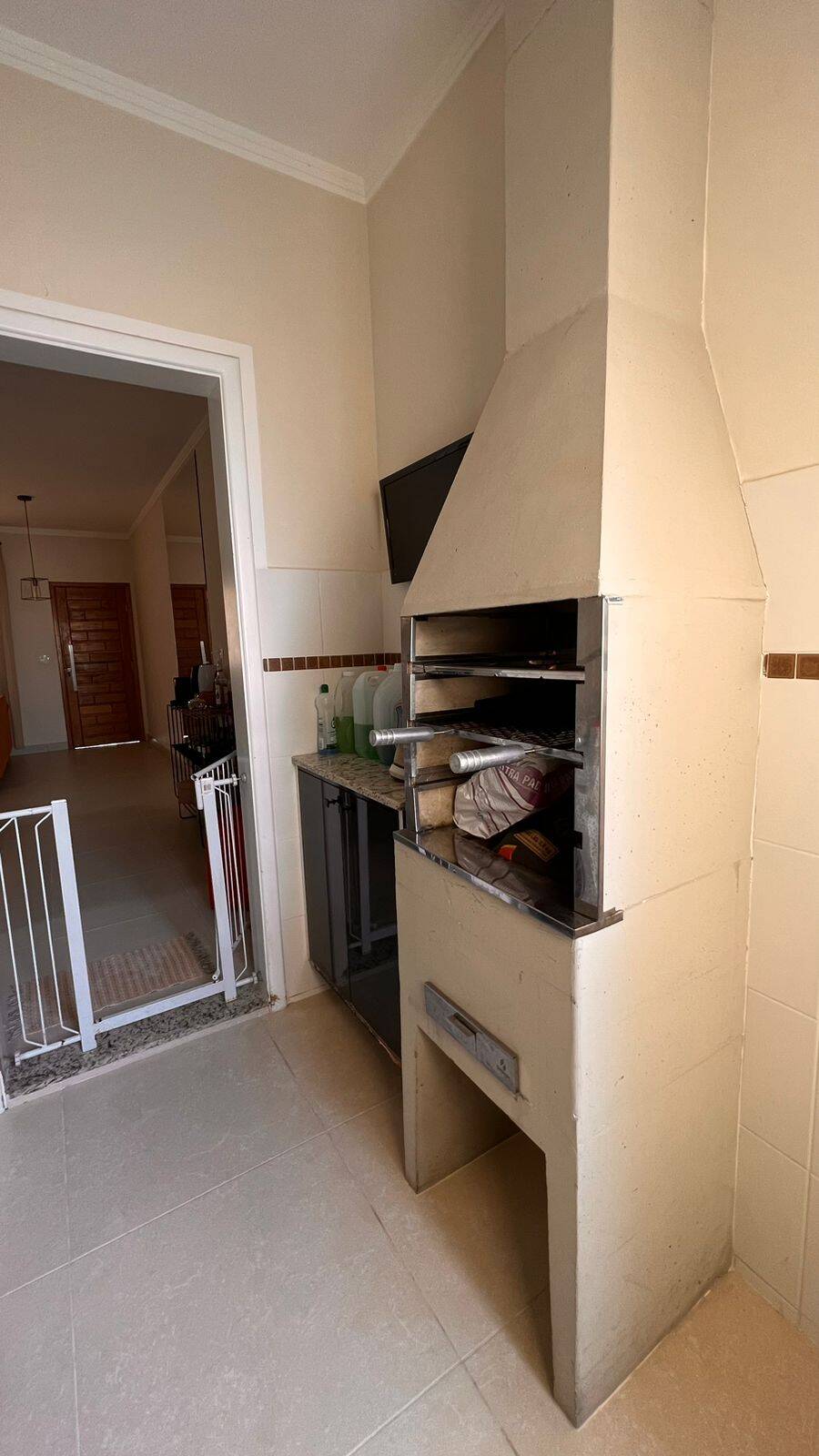 Casa à venda com 2 quartos, 75m² - Foto 17