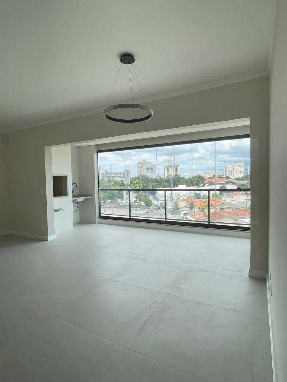 Apartamento para alugar com 3 quartos, 110m² - Foto 2