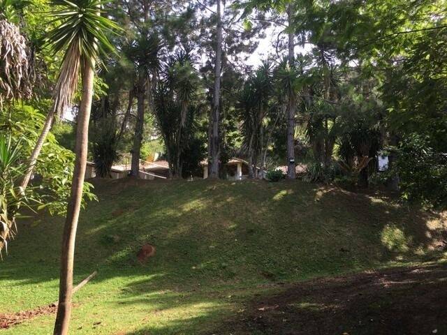 Sítio à venda com 3 quartos, 300m² - Foto 1