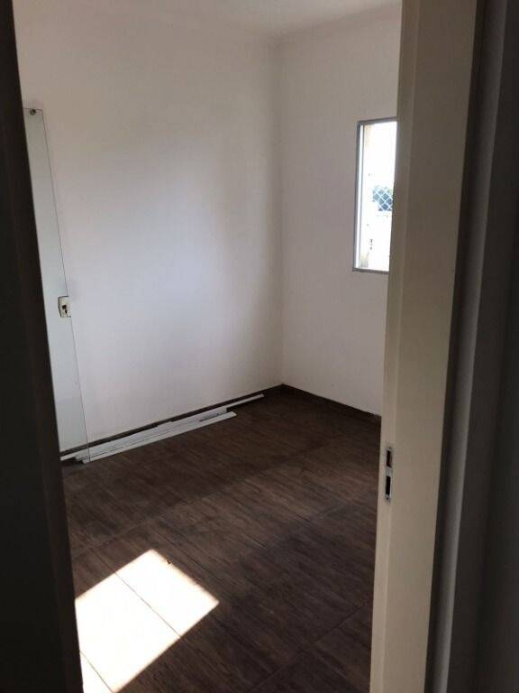 Apartamento à venda com 2 quartos, 80m² - Foto 11