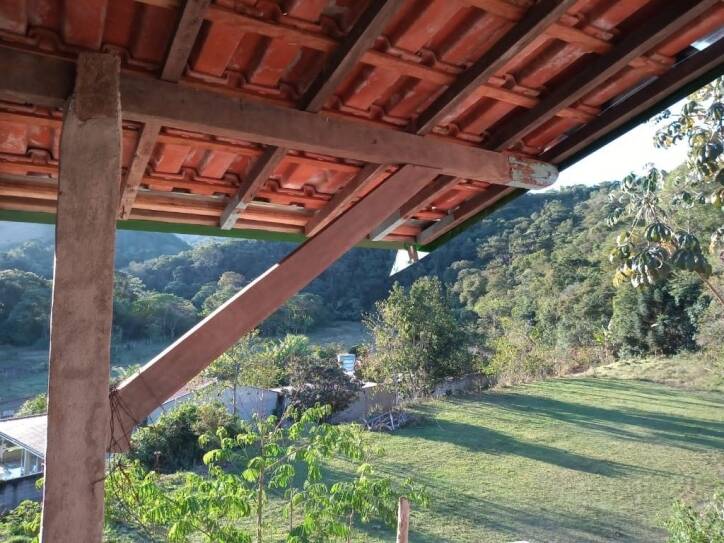 Chácara à venda com 2 quartos, 120m² - Foto 1