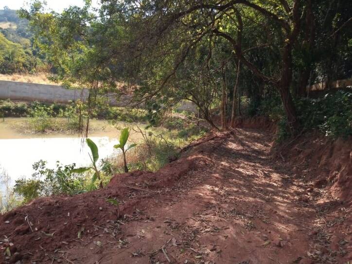 Chácara à venda com 2 quartos, 120m² - Foto 14