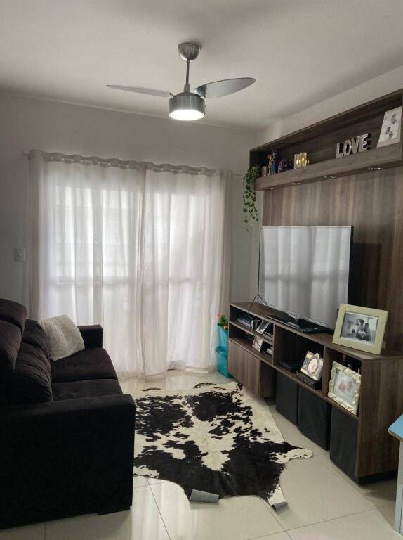 Apartamento à venda com 2 quartos, 68m² - Foto 1