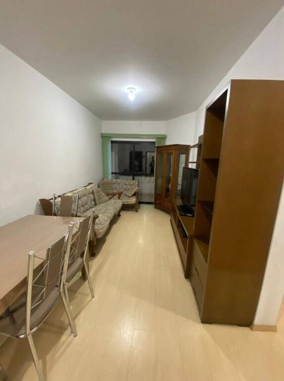 Apartamento à venda e aluguel com 2 quartos, 74m² - Foto 3