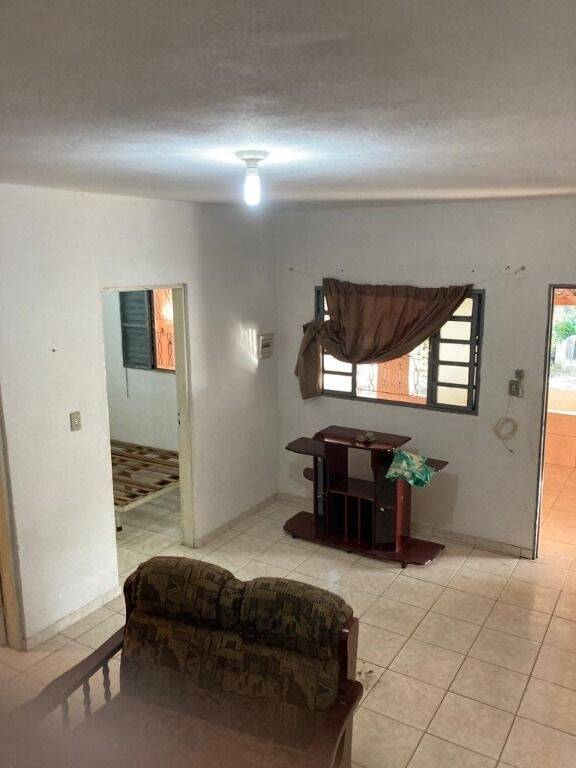 Chácara à venda com 2 quartos, 180m² - Foto 15