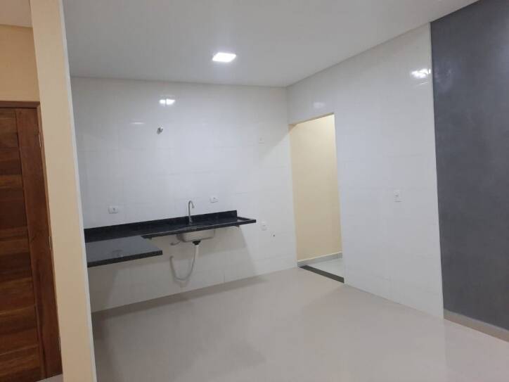 Casa à venda com 2 quartos, 72m² - Foto 9