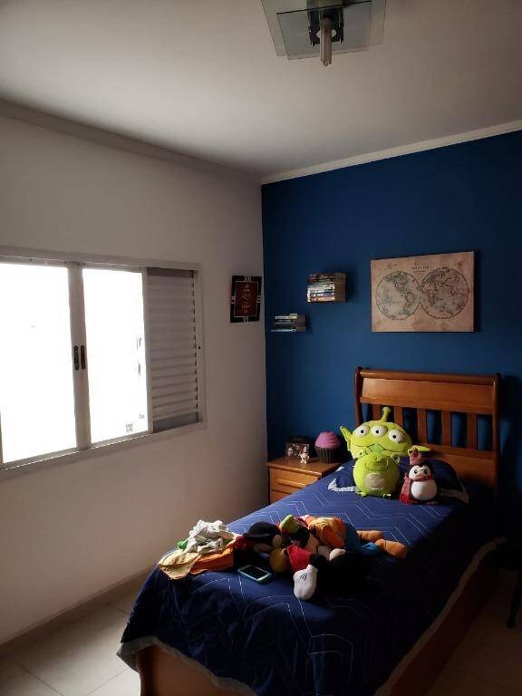 Casa à venda com 3 quartos, 230m² - Foto 17
